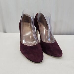 Michael Kors Burgandy Suede Heels Lock Hardware Size 8.5